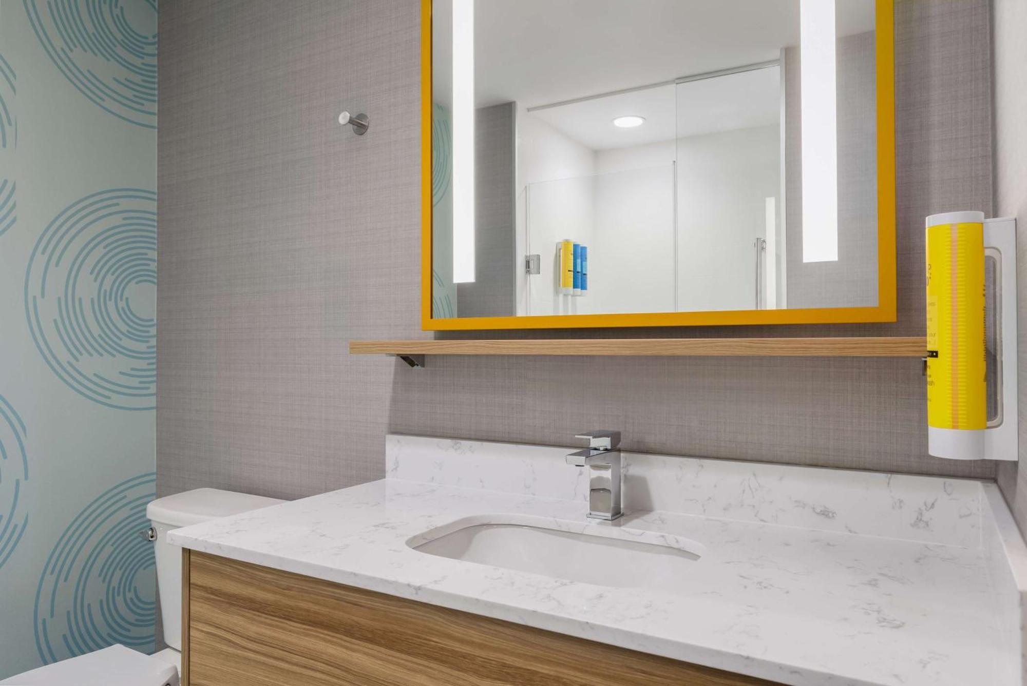 Tru By Hilton Bracebridge, On Hotel Bagian luar foto