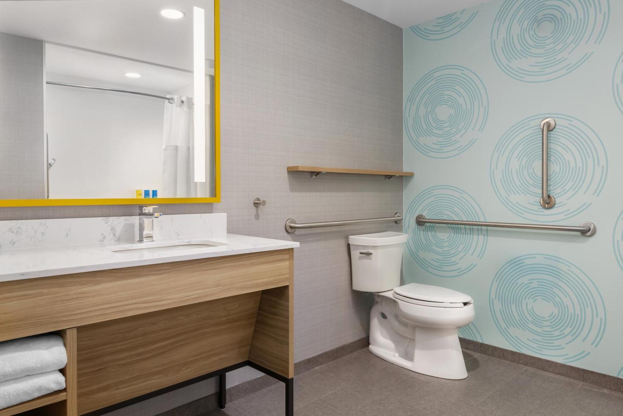 Tru By Hilton Bracebridge, On Hotel Bagian luar foto